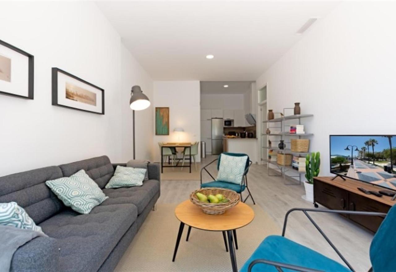 Beach Apartment Montemarcarihuela Torremolinos Kültér fotó