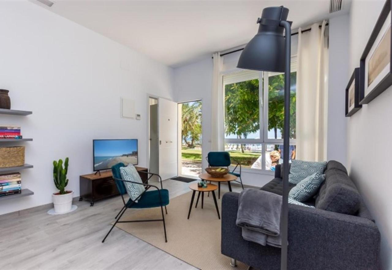 Beach Apartment Montemarcarihuela Torremolinos Kültér fotó