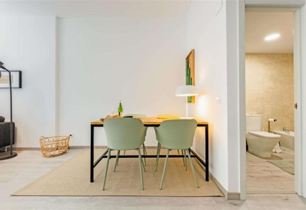Beach Apartment Montemarcarihuela Torremolinos Kültér fotó
