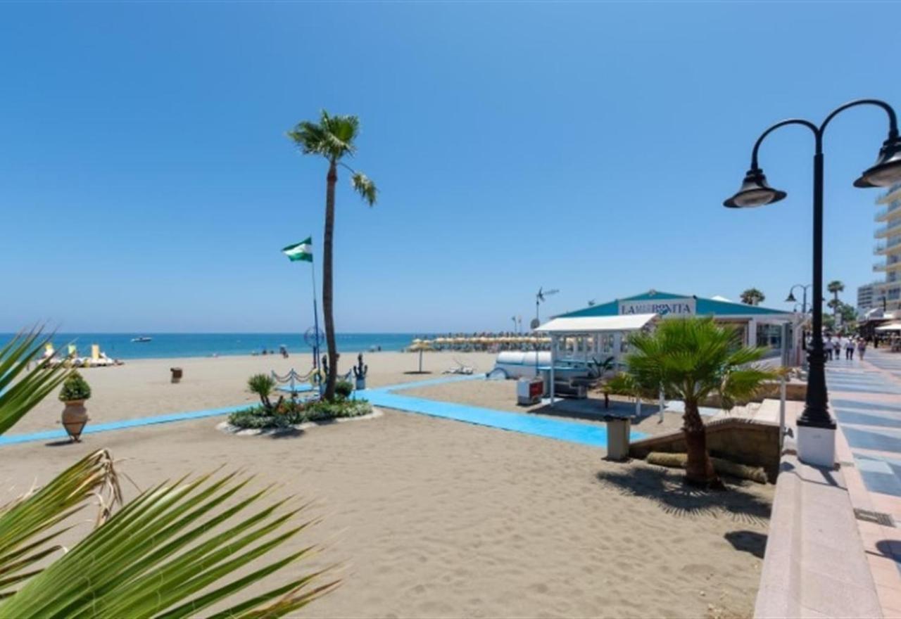 Beach Apartment Montemarcarihuela Torremolinos Kültér fotó