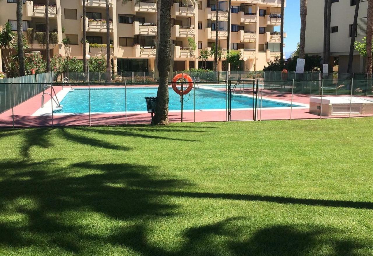 Beach Apartment Montemarcarihuela Torremolinos Kültér fotó